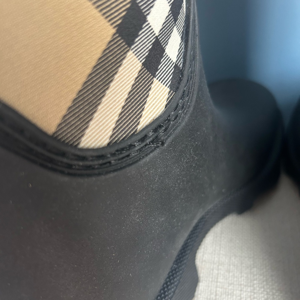 Burberry Check Marsh Stamp High Rain Boots - Picture 6 of 11